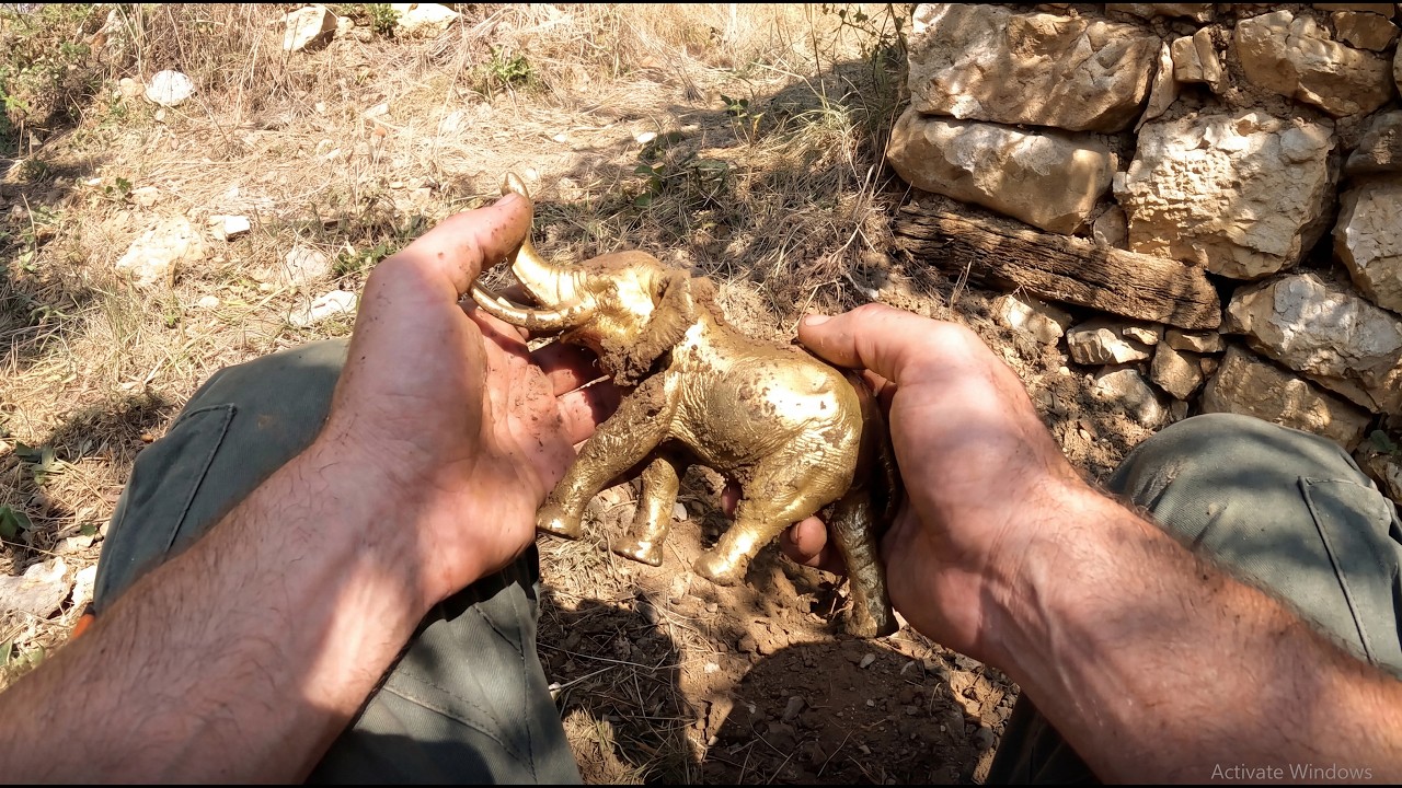 Found RARE Gold ELEPHANT And Other Jewelry