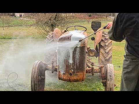Man Restores 80-YEAR-OLD Tractor Back to New Start to