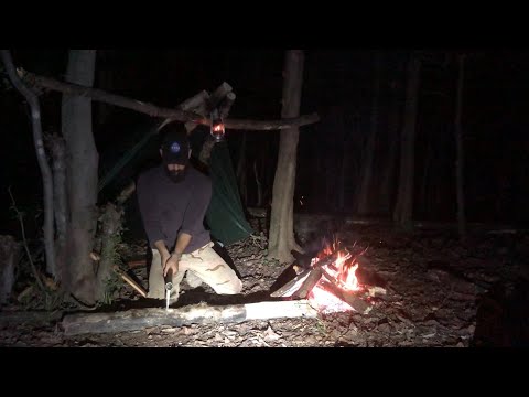 solo camping in jungle : solo bushcraft camp in forest