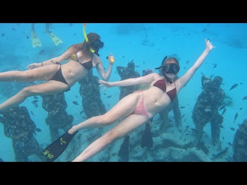 Exploring a Hidden Underwater Paradise Crystal Clear