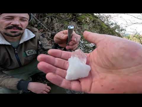 Değerlitaş Avcısı Kristal Beyaz Taşları Buldu