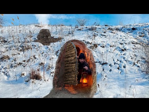 Building a Cozy and Secret Dugout with a Warm Bed and