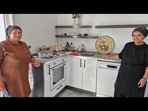 MUTFAK DÜZENİ GÜZEL OLUYOR EL BİRLİĞİYLE SAĞOLSUNLAR