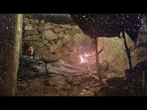 Surviving in Extreme Cold: Building an Emergency Shelter in