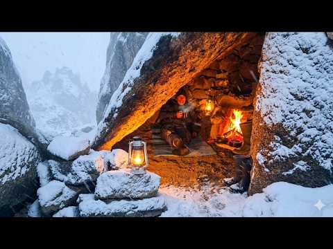 Solo winter Bushcraft:Survival in a rock shelter in a cold,