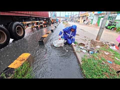 Dangerous flooding after heavy rains collects trash and