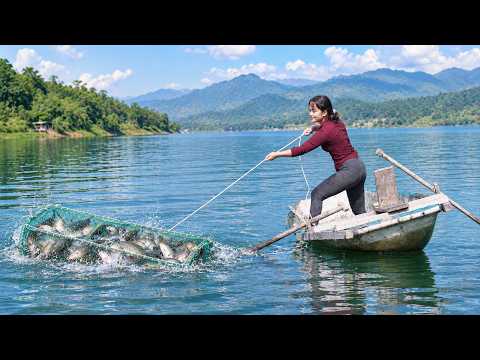 Solo Fishing: Setting a Giant Trap to Catch Fish
