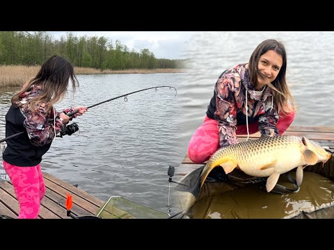 Girl Fishing on a Wild Lake Trophy Fish Breaks Tackles