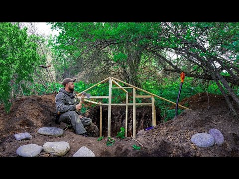 I'm building a dugout in the forest, a cabin for camping in