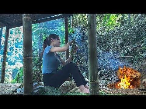 Full 5days; Girl building bamboo house alone in the