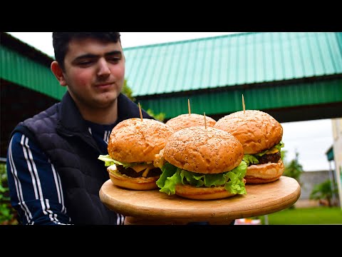 THE BEST BEEF BURGER I'VE EVER MADE! | COOKING IN THE WILD