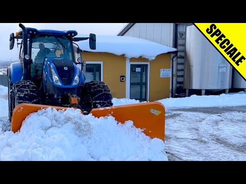 OPERAZIONE SGOMBERO NEVE - TRATTORE NEW HOLLAND T6