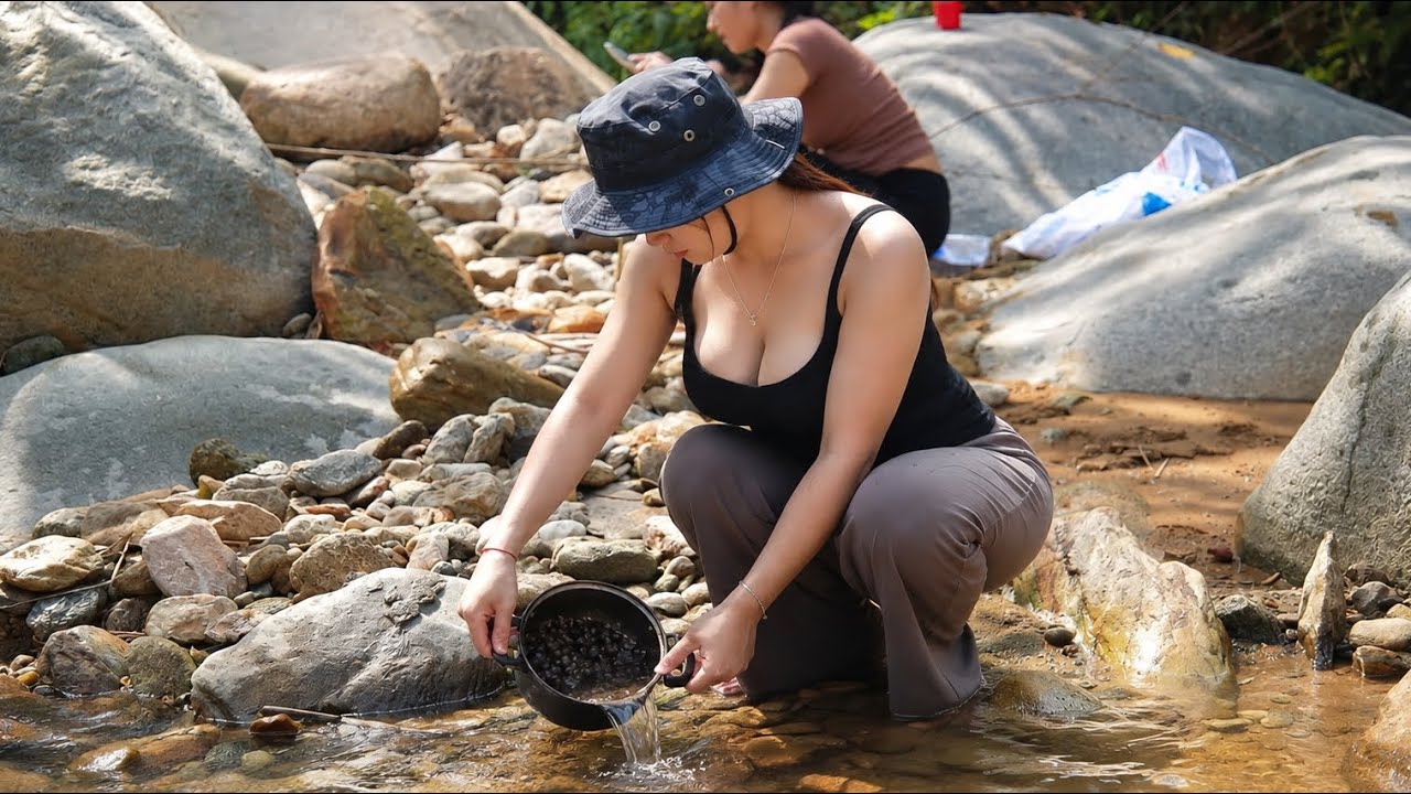 Two Country Sisters Forage for Snails & Catch Wild Fish in