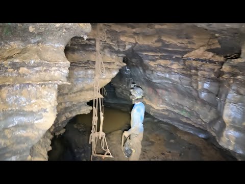 Into The Labyrinth, Pettyjohns Cave