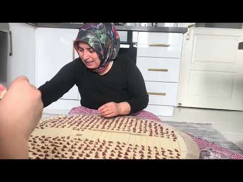 Bu APARATLA DAKİKALAR İÇİNDE KİLOLARCA MANTI