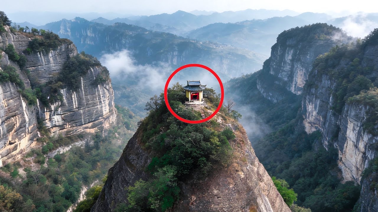China's Mysterious House Atop a Cliff — Who Built It?