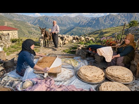 Yüksek Dağlarda Zorlu Köy Yaşamı ~ Tandırda Köy Bayram
