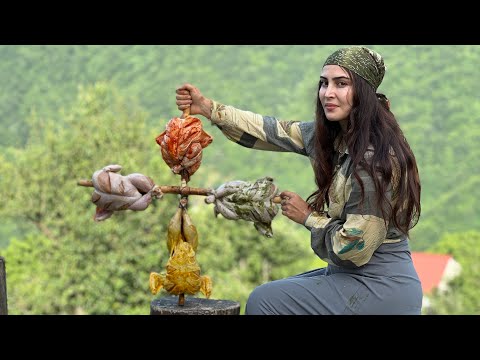Flavoring chicken biryani with honey sauce in the mountain