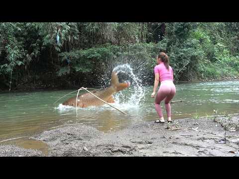 Full Video: Survival Fishing on the River at the Beginning