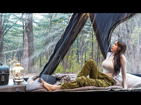 CAMPING IN HEAVY RAIN WITH A GIANT AIR TENTㅣRAINY