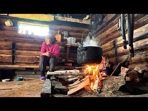 Live Alone in the Middle Wild Forest Taiga Far From