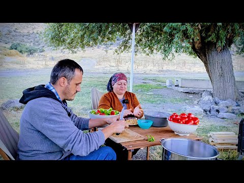 NİHAL HANIMLA KIŞLIK YİYECEK HAZIRLIYORUZ KAMPTA.