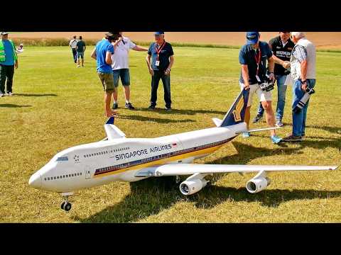 HUGE RC MODEL BOEING 747-400 / RC SCALE MODEL TURBINE JET