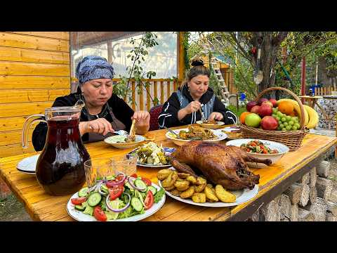 Delicious Village-Style Roast Duck and Pickled Cabbage