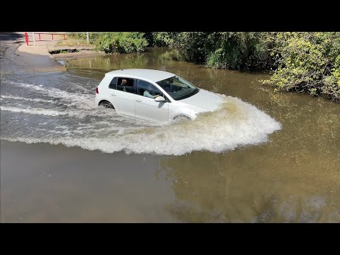 Watery gate lane Ford FLOOD part 1