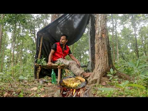 Bushcraft Camping Survival Jungle Primitive Shelter & Wood