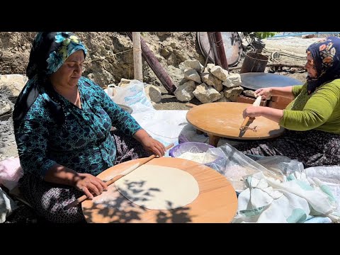 Yufka Ekmek Yapımı / Sacda Çeşit Çeşit Gözleme / Köy Vlog