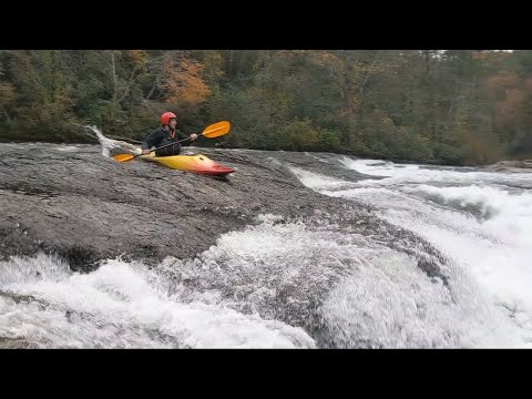 Warwoman Creek Whitewater Kayaking, 2 2 ft