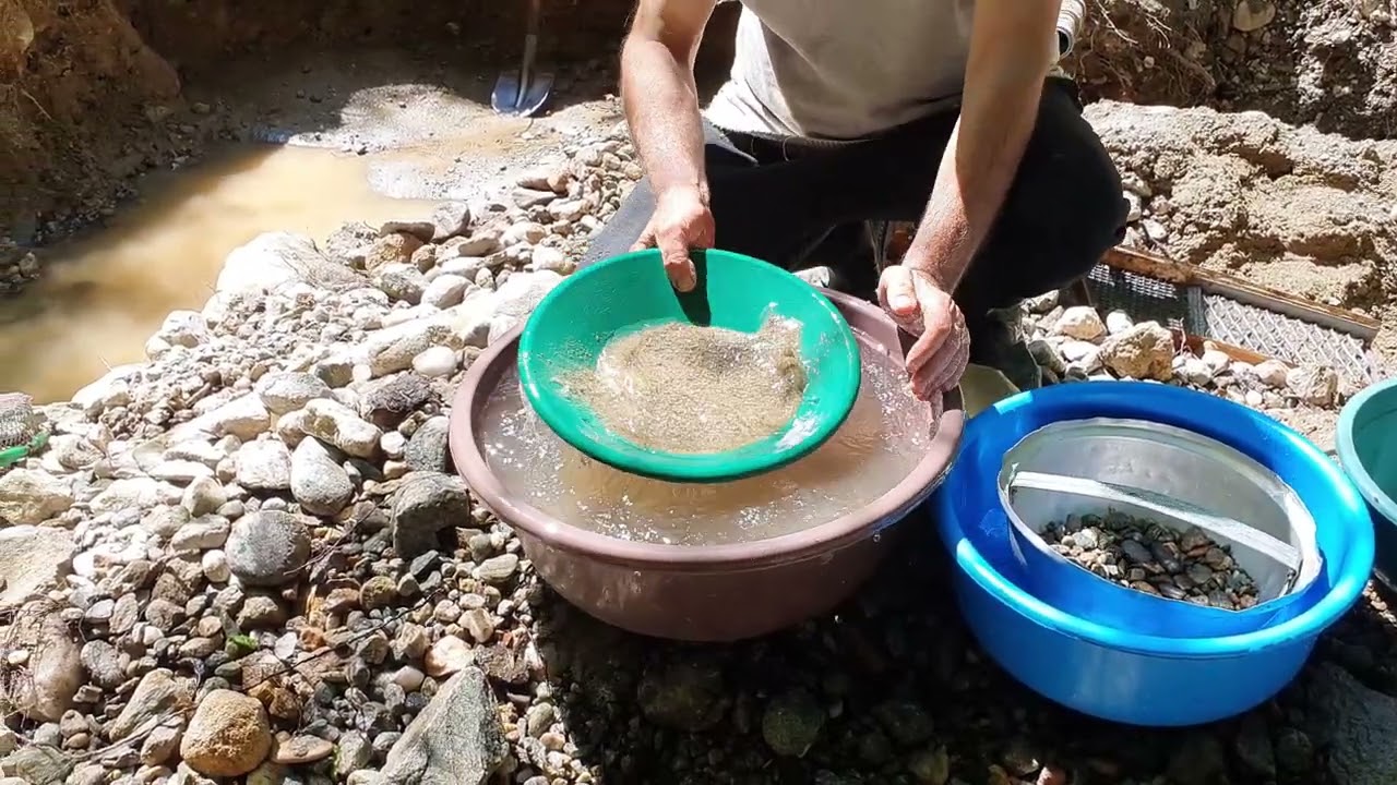 Gold Rush in a Whole New Way - Tons of Gold Extracted Daily