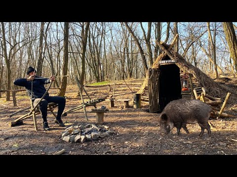 Survival in the Forest One day at the Hut Bushcraft