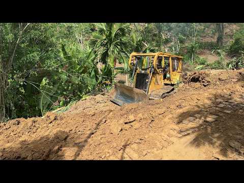 Forming Palm Oil Terraces, Bulldozer Challenges and