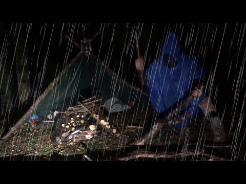 HEAVY RAINFOREST SURVIVAL Can You Handle Rainstorm Camping?