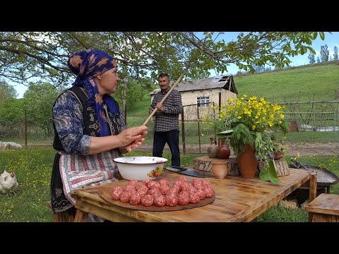 The Best Homemade Pasta With Meatballs, Köftəli Makaron