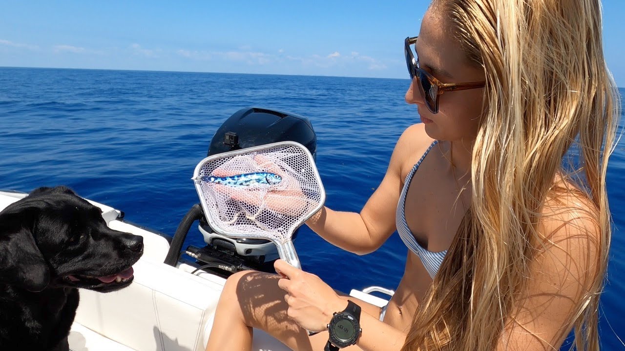 Scooping up RARE Fish In Middle of OCEAN