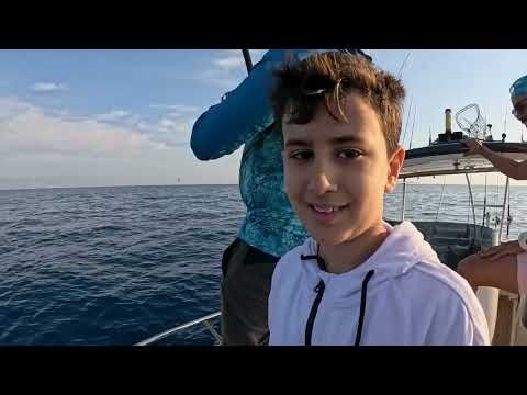 Orkinosları Yakalayıp Teknede Saşimi Yaptık