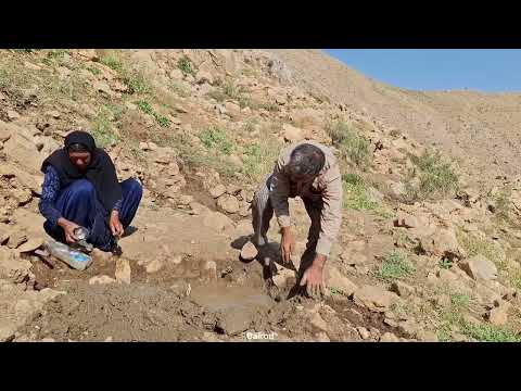 Nomadic life How Iran nomads build a stone pond for sheep