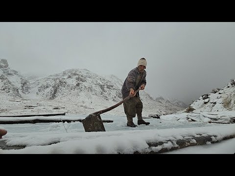 Nomadic Life Battling Deadly Snow to Deliver Life Saving