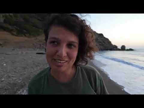 Karaburun un En Issız Koyunda Arabada Kamp Balık Peşinde 2