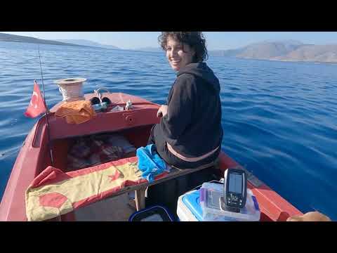Çeşme de Sezonun En Büyük Balığını Avladık Tekneden Balık
