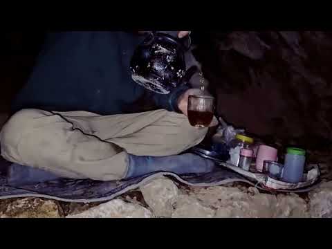 Bear Camping BUSHCRAFT A Snowstorm Doesn t Scare Me