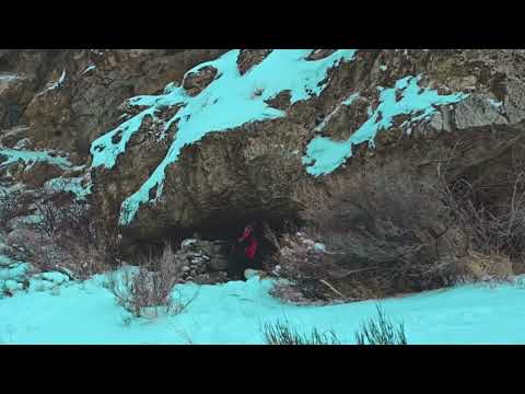 Extreme Winter Camping Building a Stone House to Survive in
