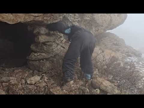 Surviving 60 C with My Dog in a Stone Cabin Strongest