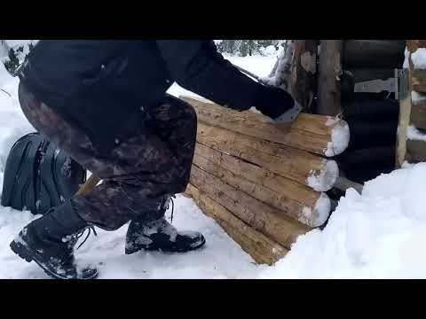 Surviving a 62 C Winter SNOWSTORM in a Log Cabin Off Grid