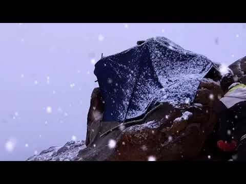 Trapped in a Brutal Snowstorm at My Remote Shelter Off Grid
