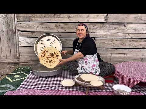 Bu tandırda yaptığımız ekmeğin tadı da lezzeti de bambaşka