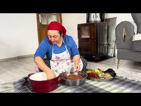 Geleneksel Karışık DOLMA salatalık patlıcan kabak biber
